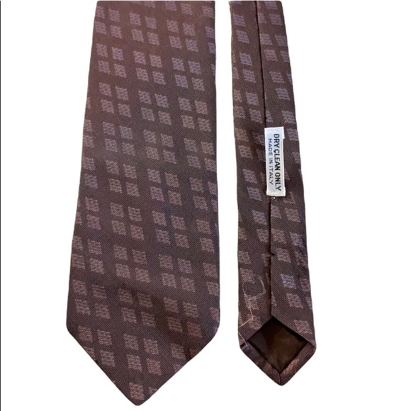 Giorgio Armani silk tie Made in Italy in dusty rose color, 9 cm - Picture 1 of 3